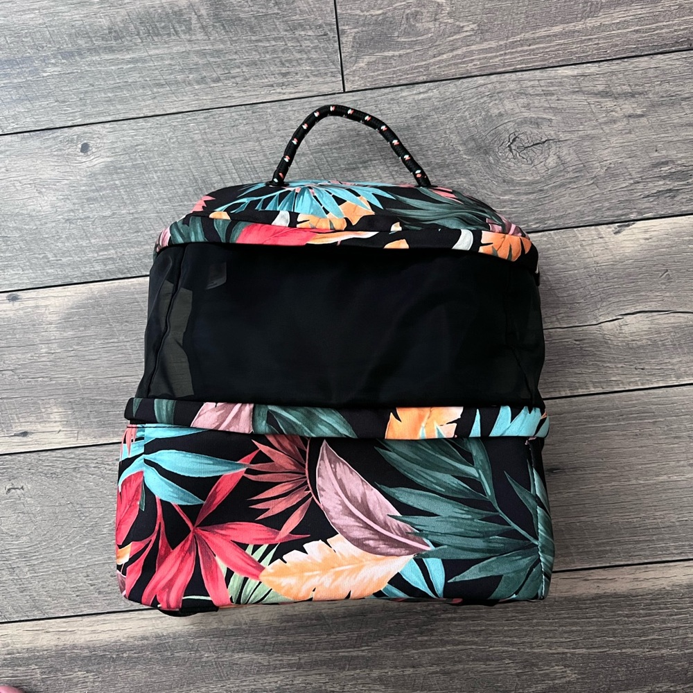 Shade & Shore Beach Backpack